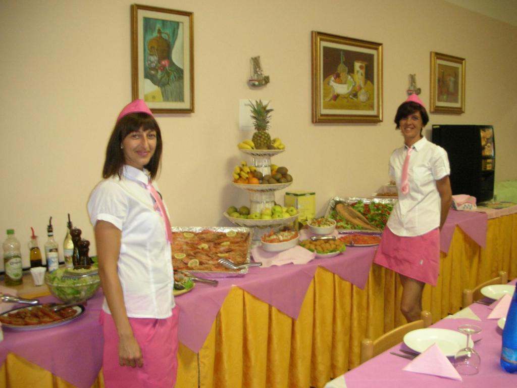 Hotel Leda Ρίμινι Εξωτερικό φωτογραφία
