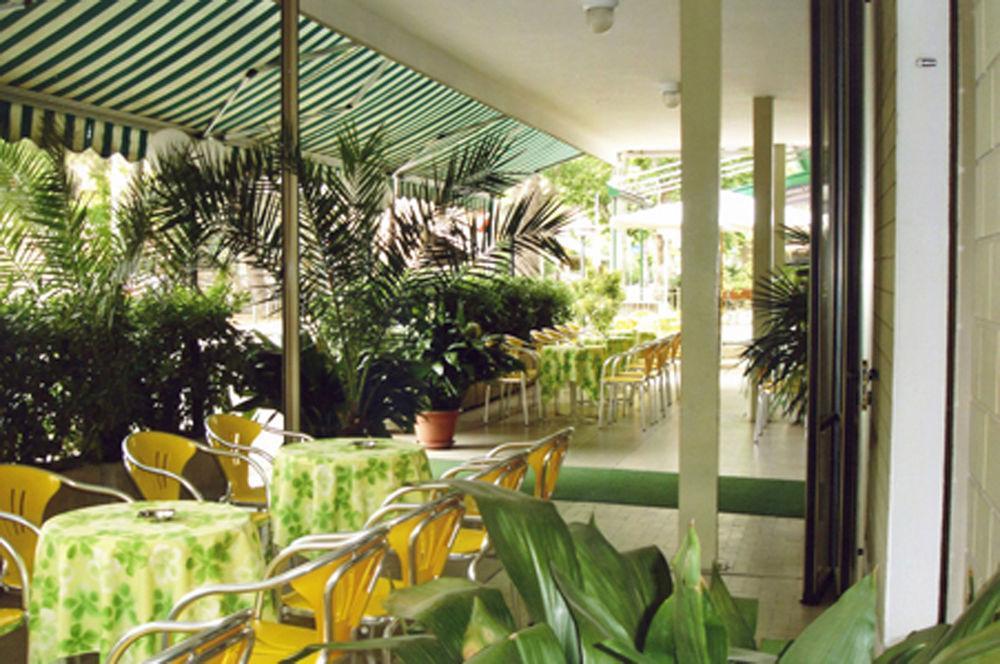 Hotel Leda Ρίμινι Εξωτερικό φωτογραφία