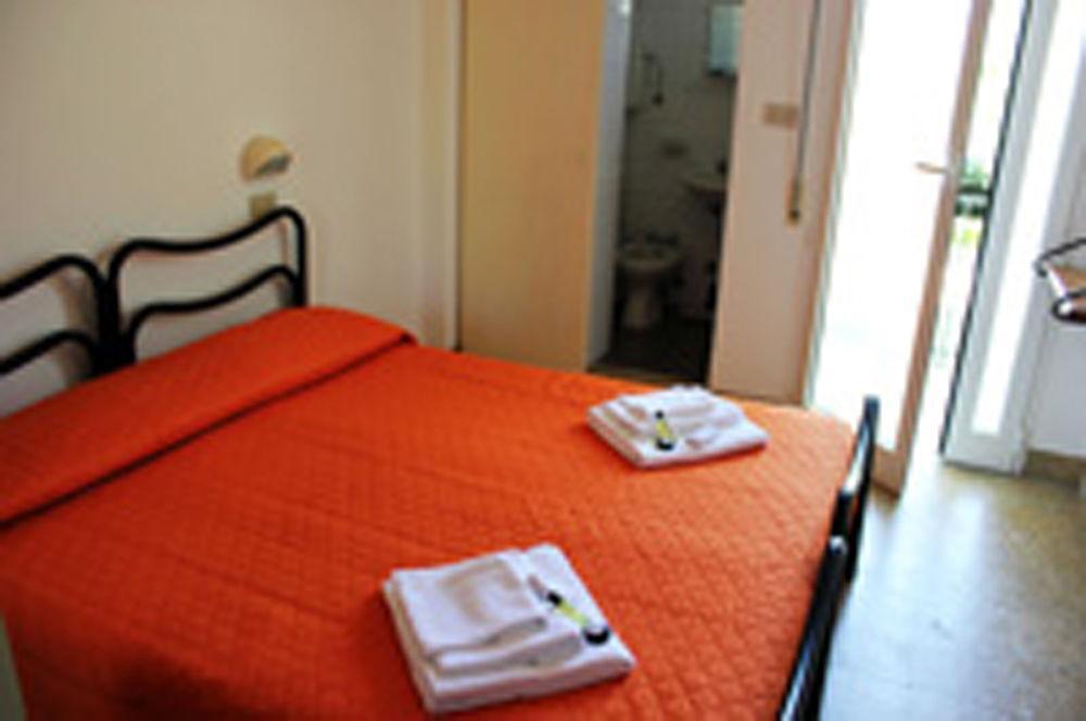 Hotel Leda Ρίμινι Εξωτερικό φωτογραφία