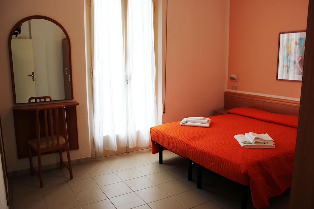 Hotel Leda Ρίμινι Δωμάτιο φωτογραφία